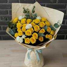 Букет цветов из:  Розы в Артемовском Свердловской области