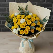 Букет цветов из:  Розы в Артемовском Свердловской области