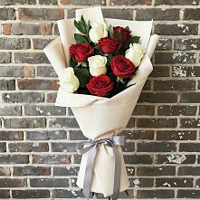 Букет цветов из:  Розы в Артемовском Свердловской области