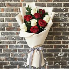 Букет цветов из:  Розы в Артемовском Свердловской области