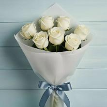 Букет 7 Белых роз Эдлесс Лав в Артемовском Свердловской области