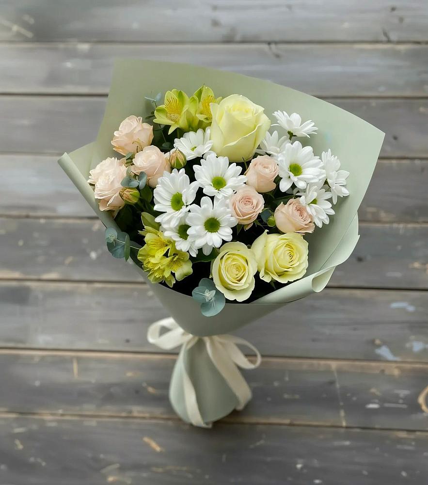 Букет цветов из: Альстромерии, Розы и Хризантемы в Артемовском Свердловской области