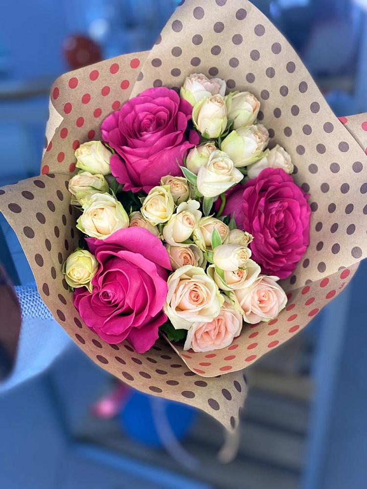 Букет цветов из: Розы в Артемовском Свердловской области