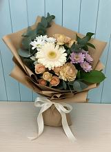 Букет цветов из:  Герберы и Хризантемы в Артемовском Свердловской области