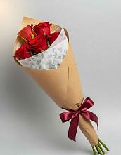 Букет цветов из:  Розы в Артемовском Свердловской области