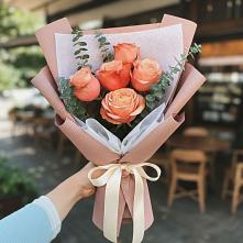Букет цветов из:  Розы в Артемовском Свердловской области
