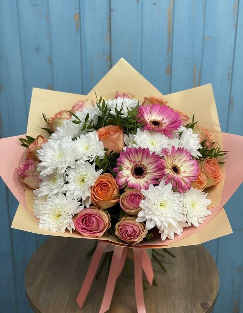 Букет цветов из: Розы, Герберы и Хризантемы в Артемовском Свердловской области