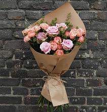Букет цветов из:  Розы в Артемовском Свердловской области