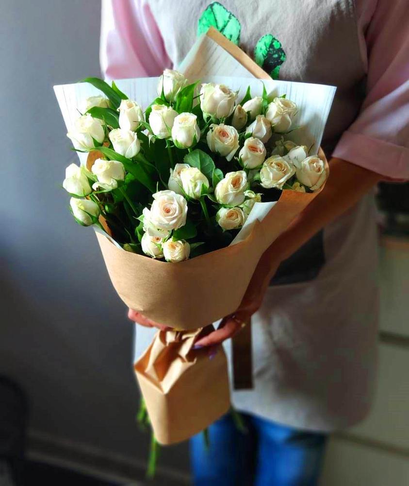 Букет цветов из: Розы в Артемовском Свердловской области