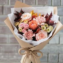 Букет цветов из:  Гвоздики, Хризантемы и Розы в Артемовском Свердловской области