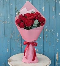 Букет цветов из:  Розы в Артемовском Свердловской области