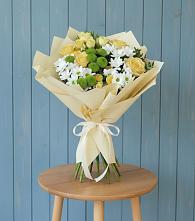 Букет цветов из:  Хризантемы и Розы в Артемовском Свердловской области