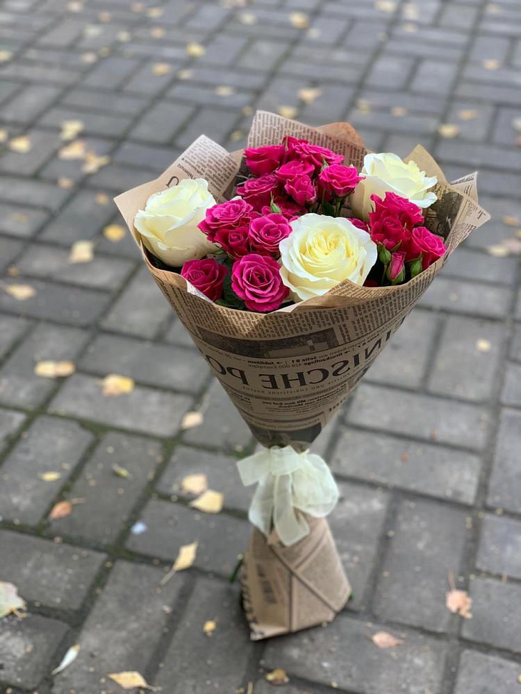 Букет цветов из: Розы в Артемовском Свердловской области