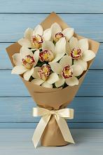 Букет цветов из:  Орхидеи и Розы в Артемовском Свердловской области